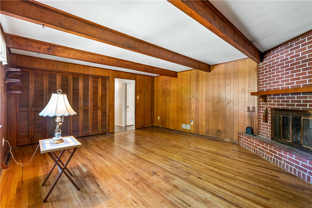 221 Dombey Dr