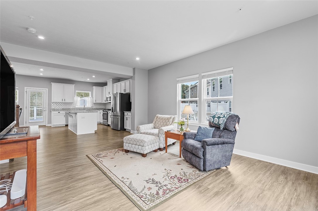 167 Curtis Ct