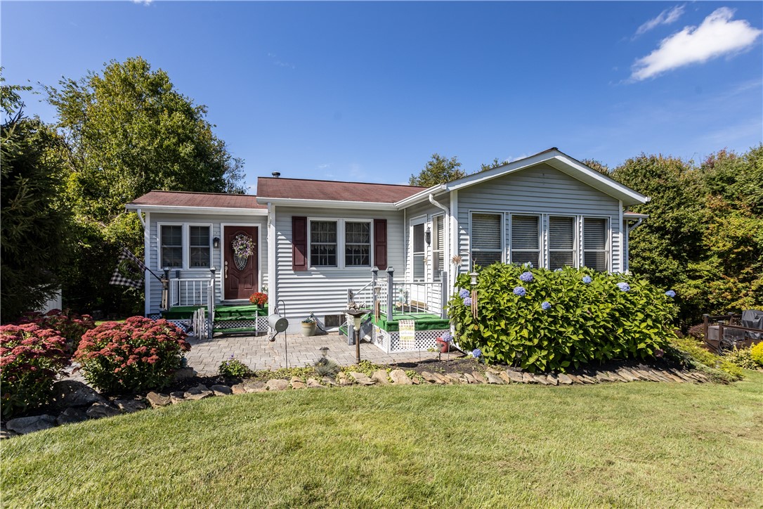 119 Mae St