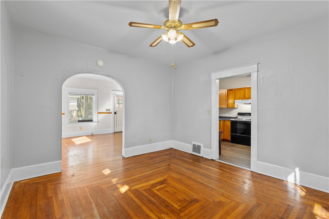 87 Wengler Ave