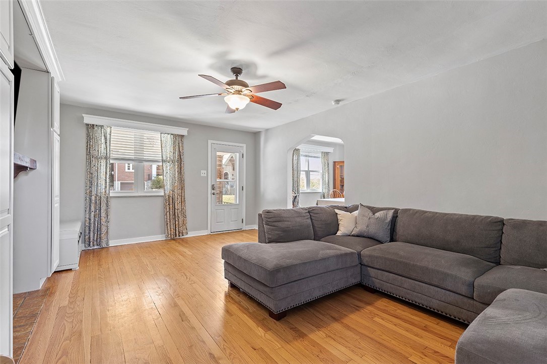 132 Mount Vernon Ave