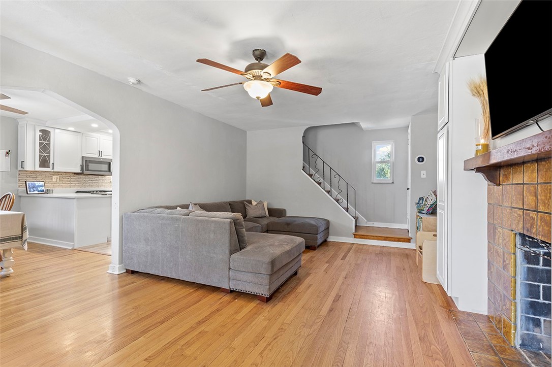 132 Mount Vernon Ave