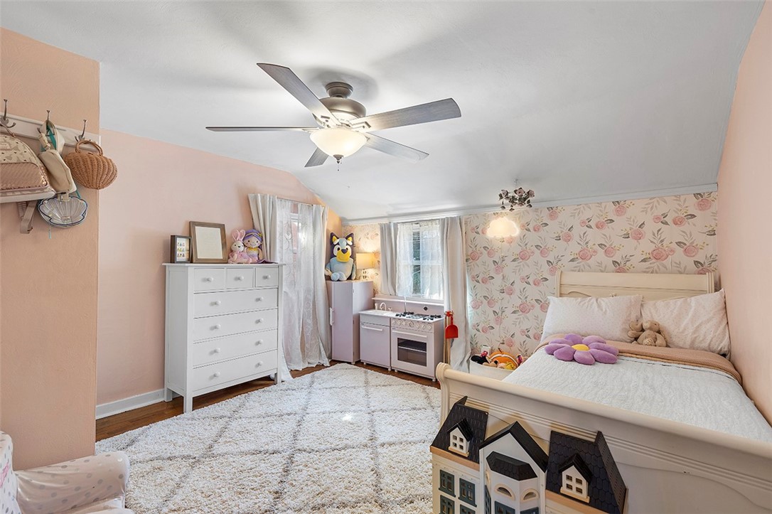 132 Mount Vernon Ave