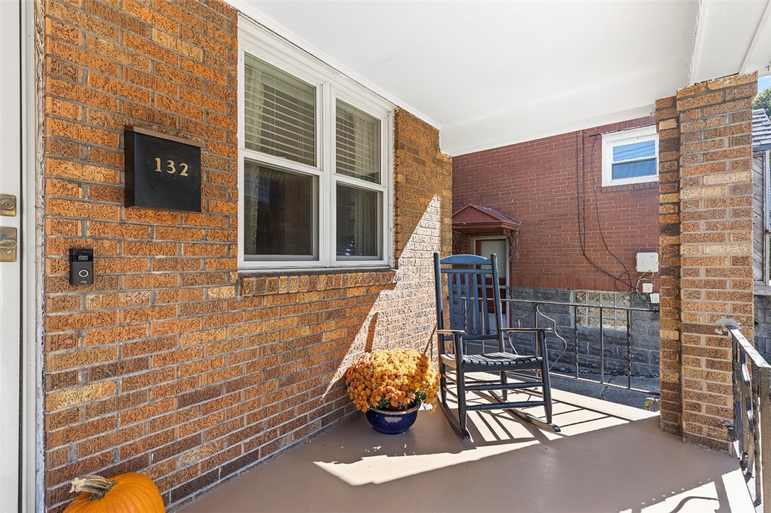 132 Mount Vernon Ave
