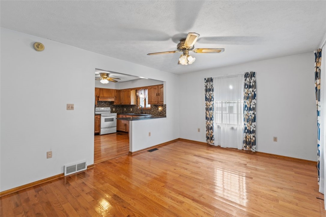 154 Cross Creek Road