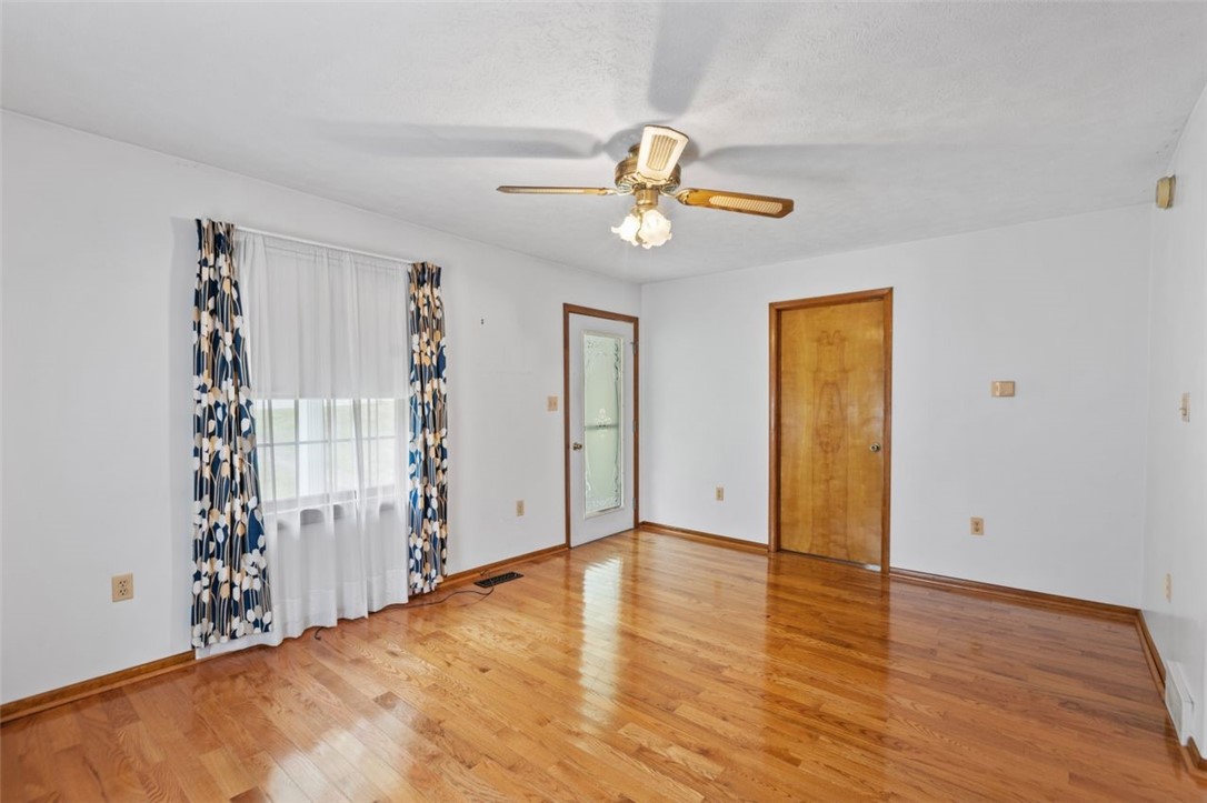 154 Cross Creek Road