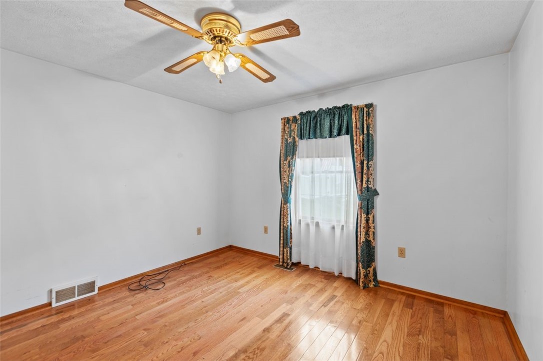 154 Cross Creek Road