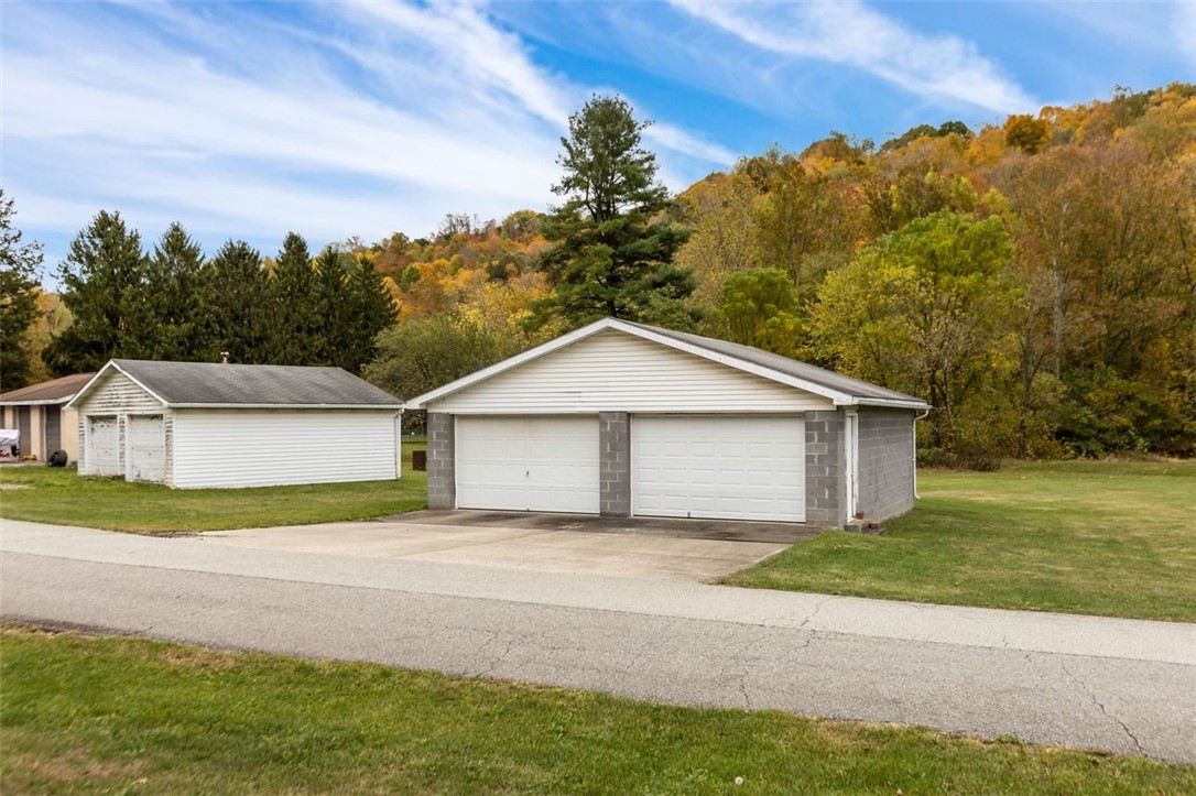 154 Cross Creek Road