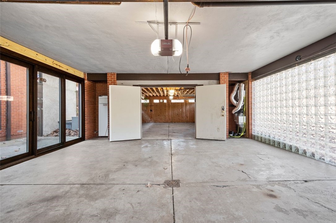 252 Geneva Drive