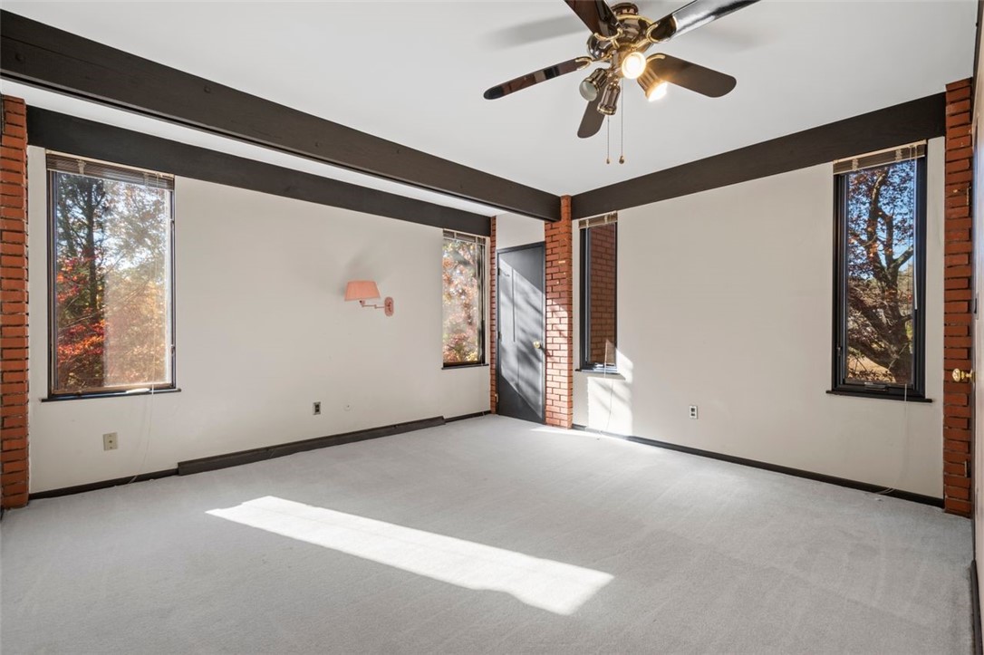 252 Geneva Drive