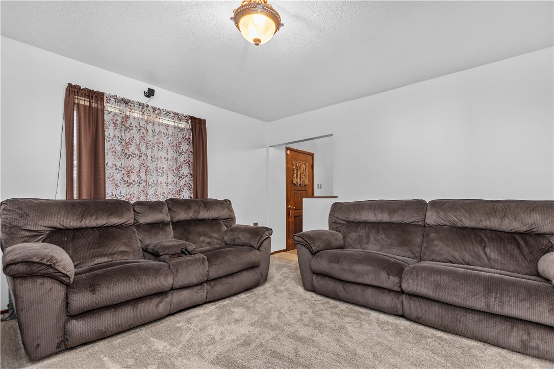 104 Buss Rd
