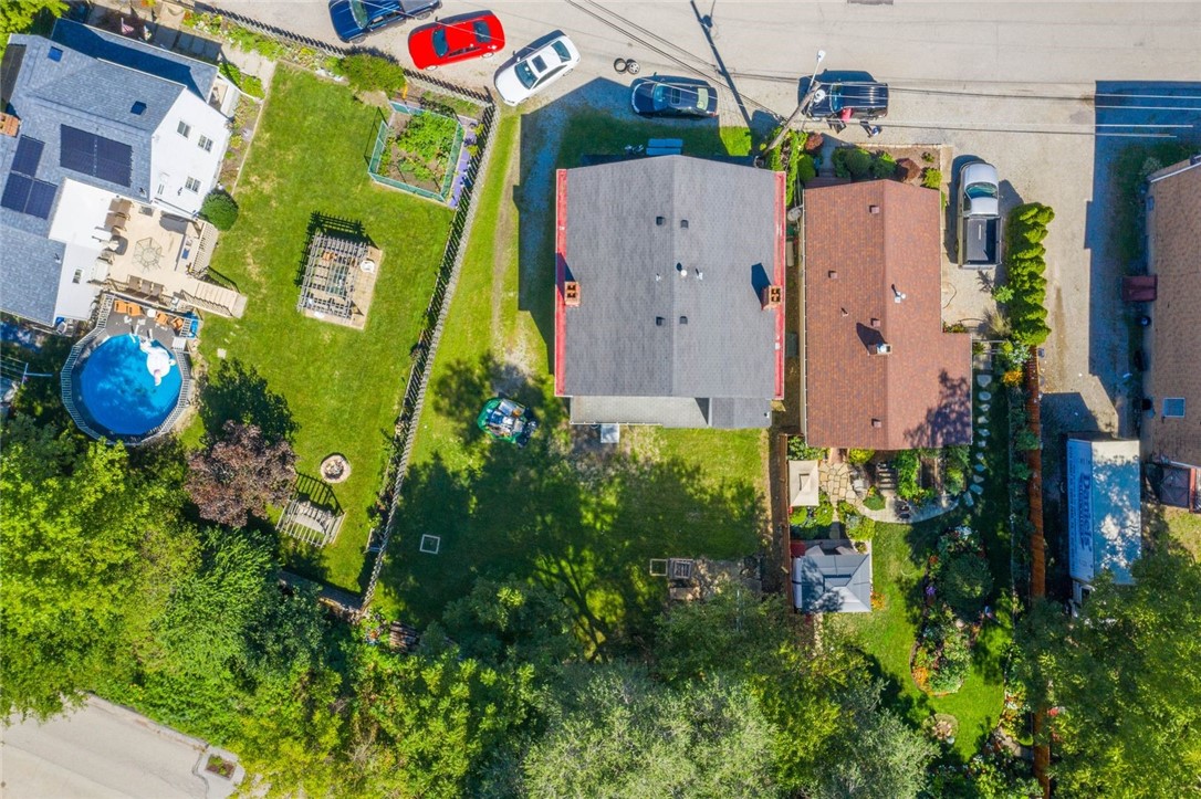 1167 Thomas Ave