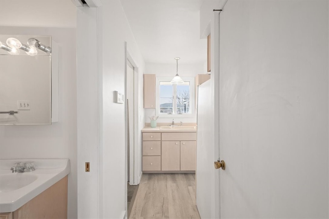 409 Amherst Ave