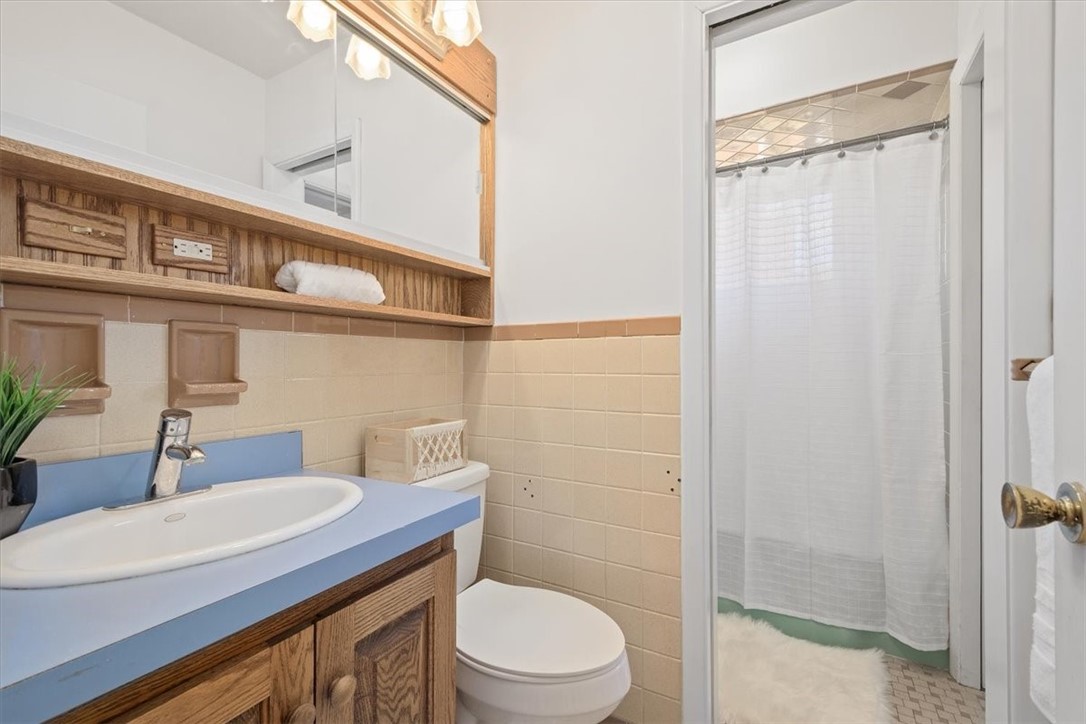 409 Amherst Ave