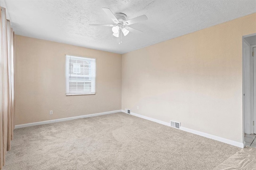 921 Fidelity Dr