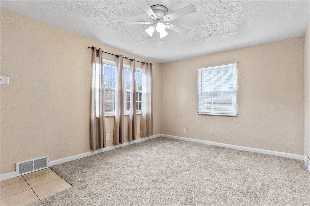 921 Fidelity Dr