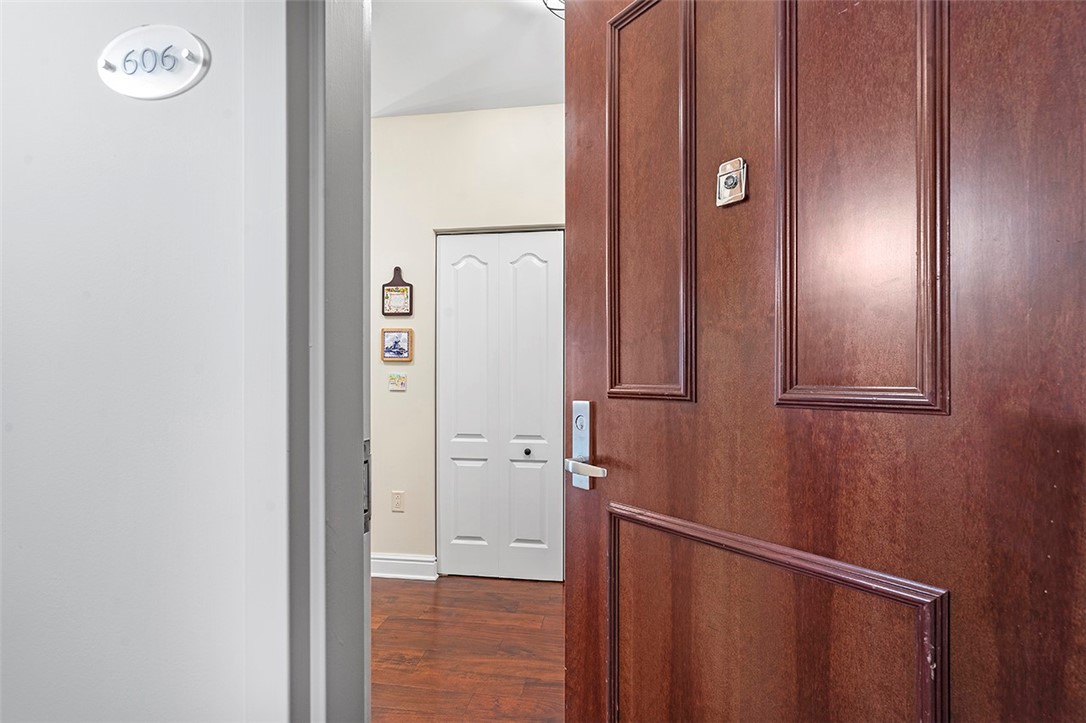 151 Fort Pitt Blvd 606