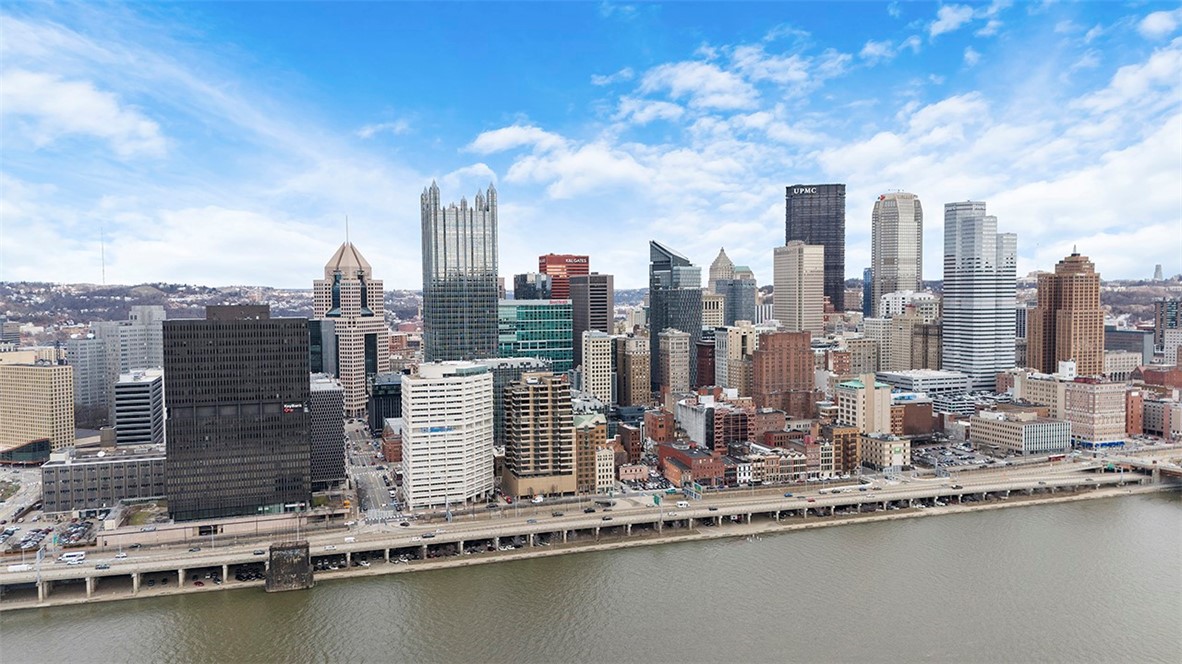 151 Fort Pitt Blvd 606
