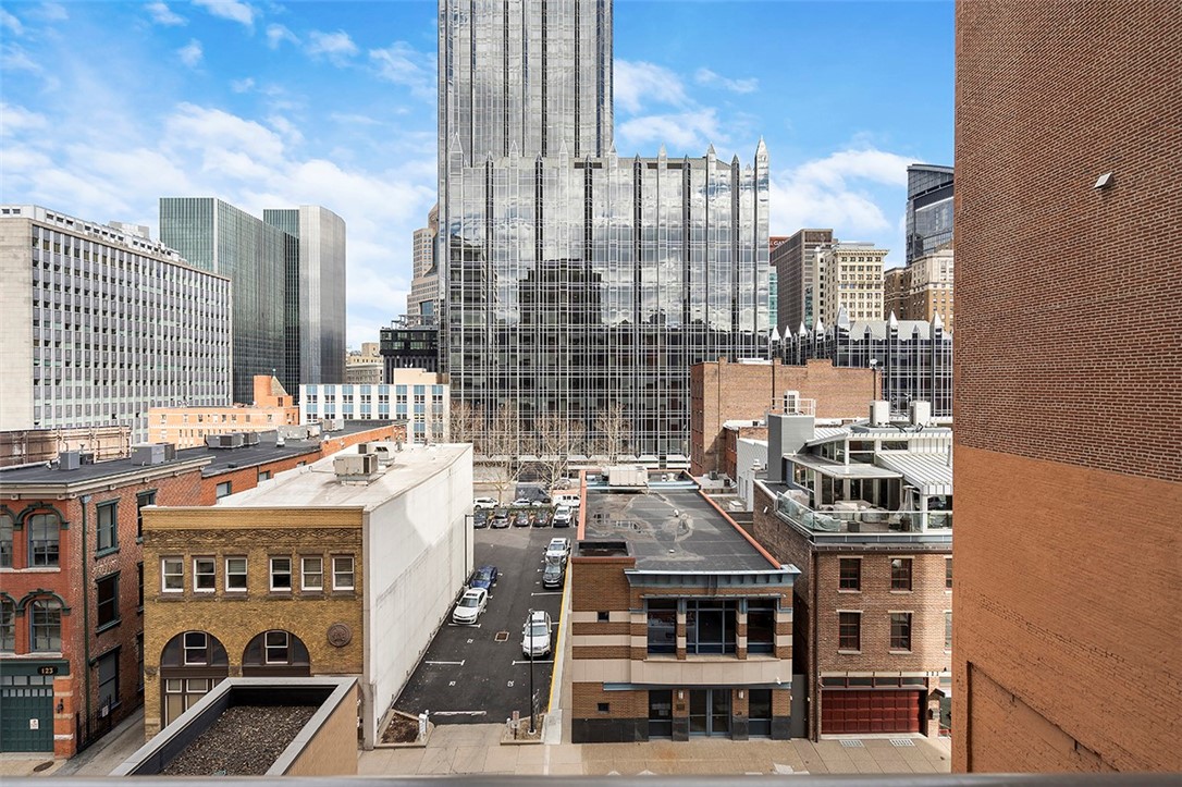 151 Fort Pitt Blvd 606