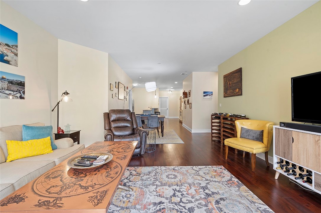 151 Fort Pitt Blvd 606