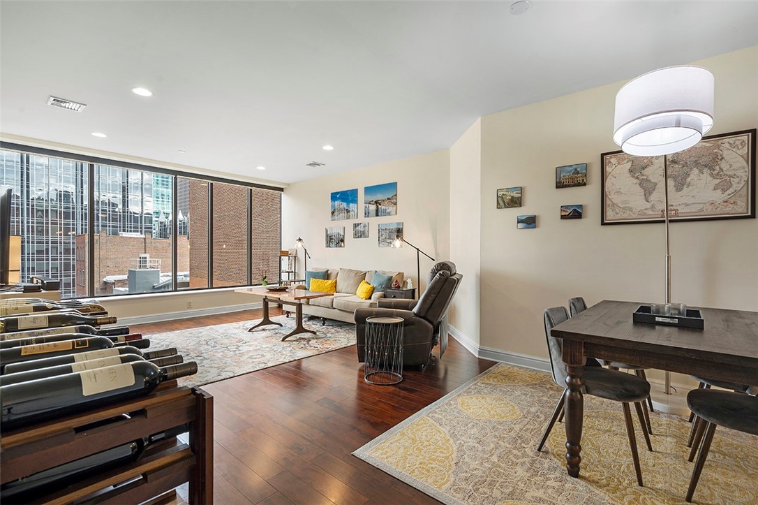 151 Fort Pitt Blvd 606