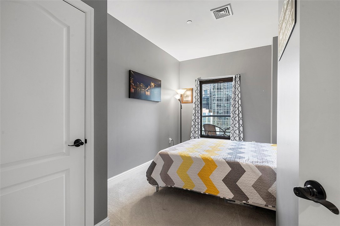 151 Fort Pitt Blvd 606