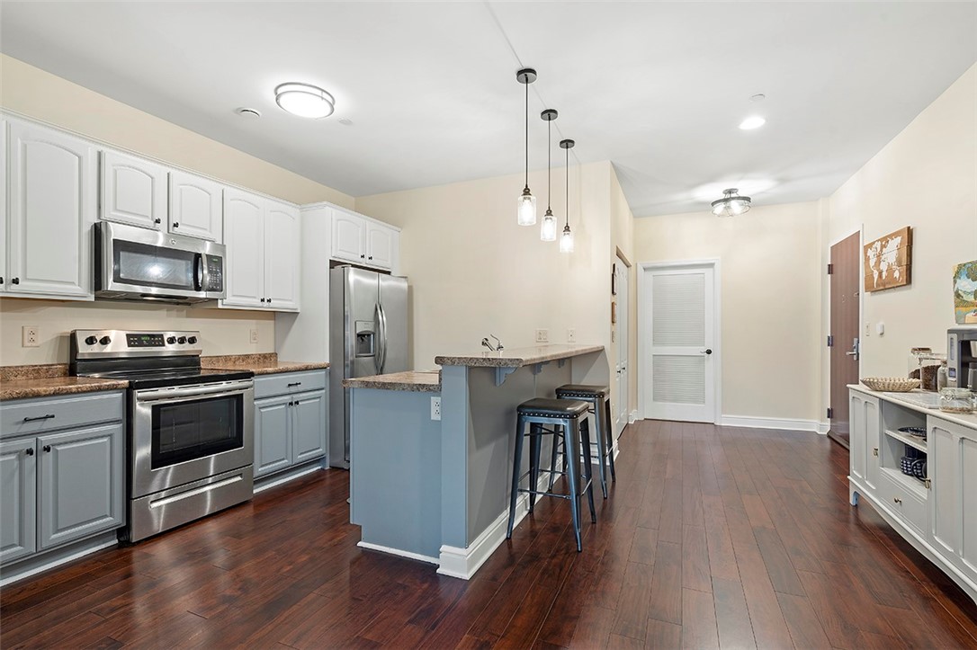 151 Fort Pitt Blvd 606