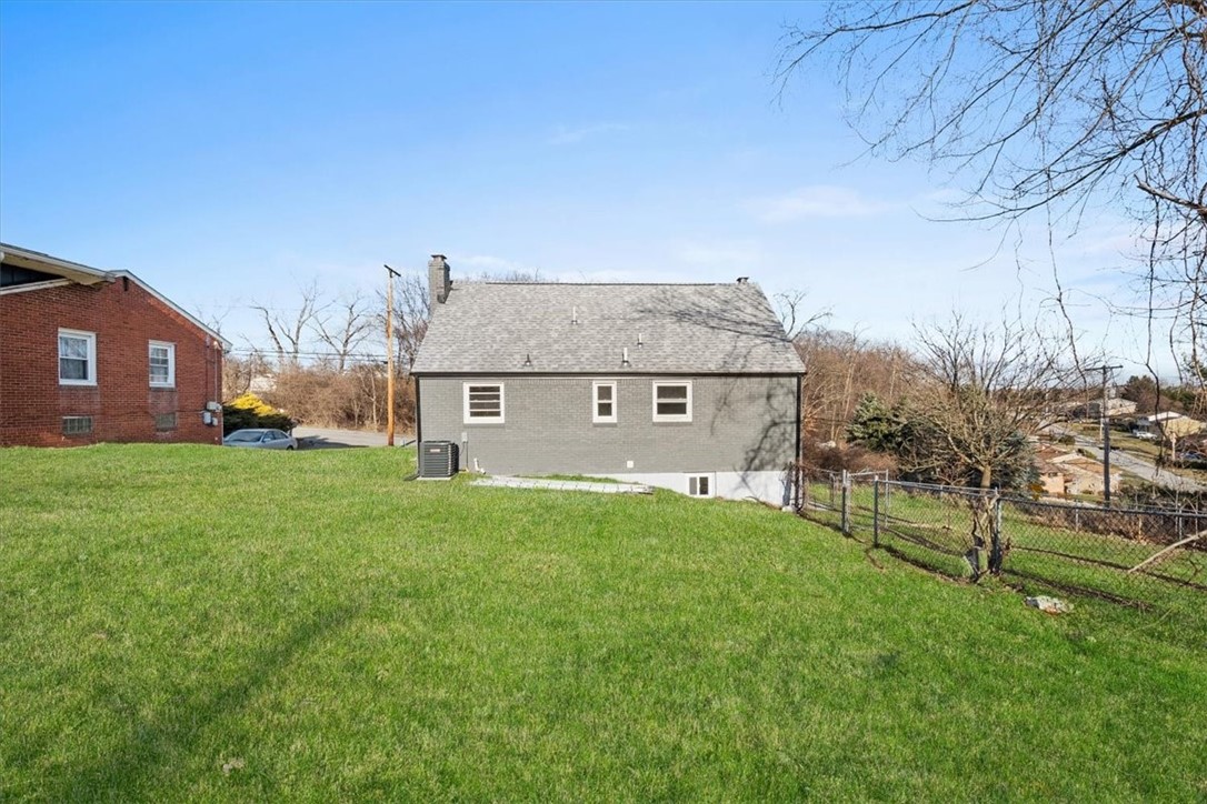 74 Macek Dr