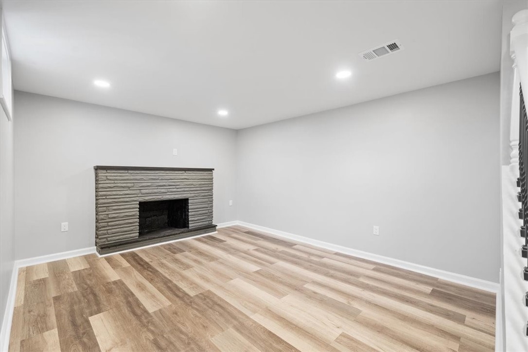 74 Macek Dr
