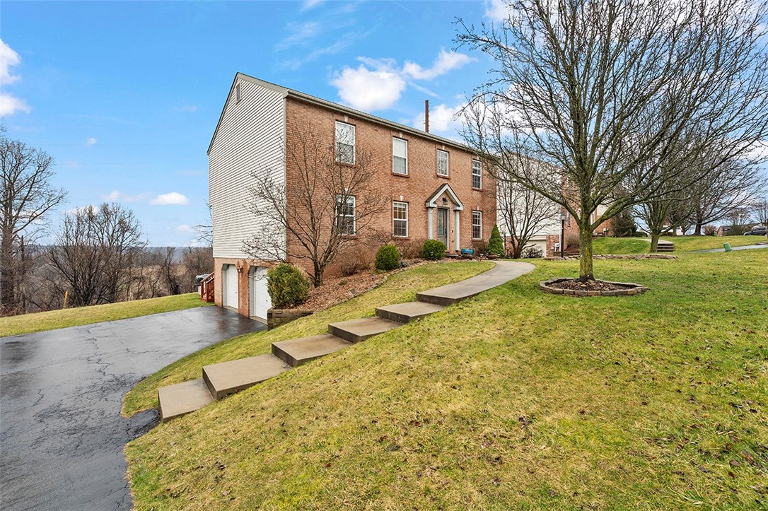 1604 Cloverdale Ln