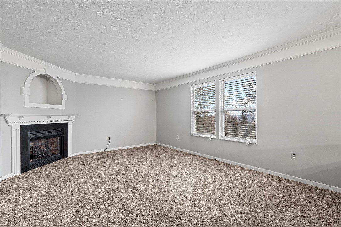 1604 Cloverdale Ln