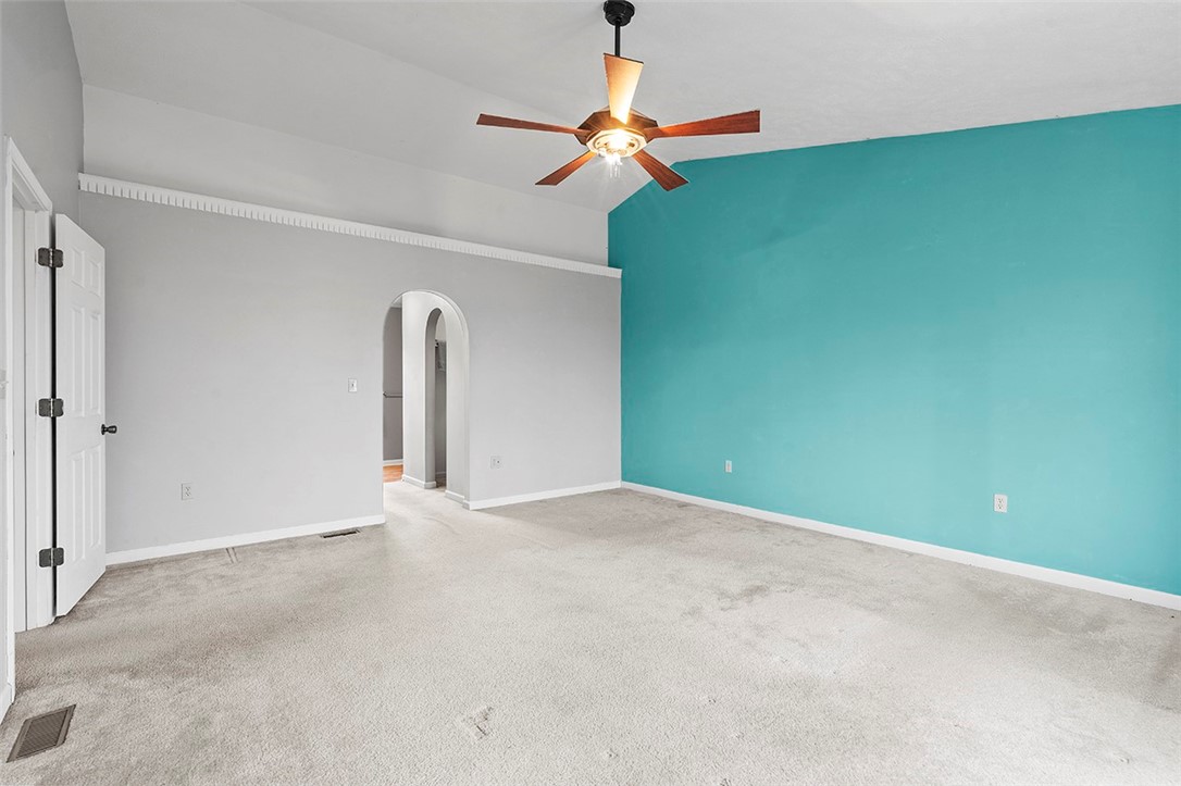 1604 Cloverdale Ln