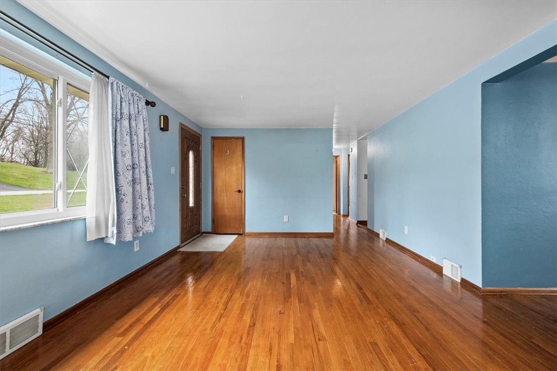 121 Marion Drive