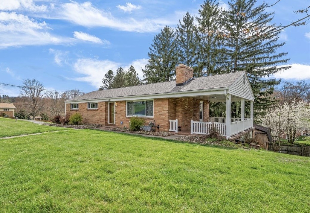 121 Marion Drive