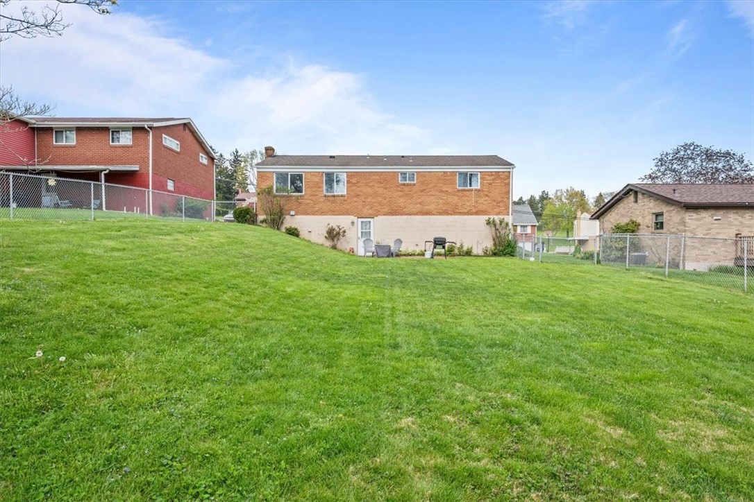 209 Clubside Dr