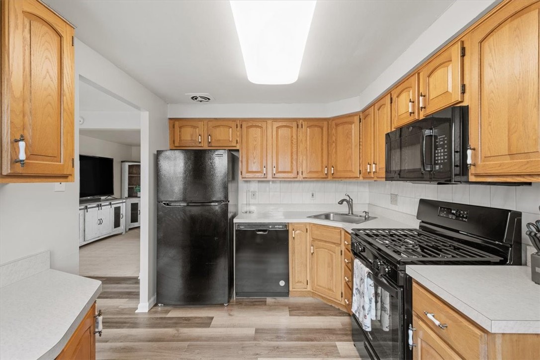209 Clubside Dr