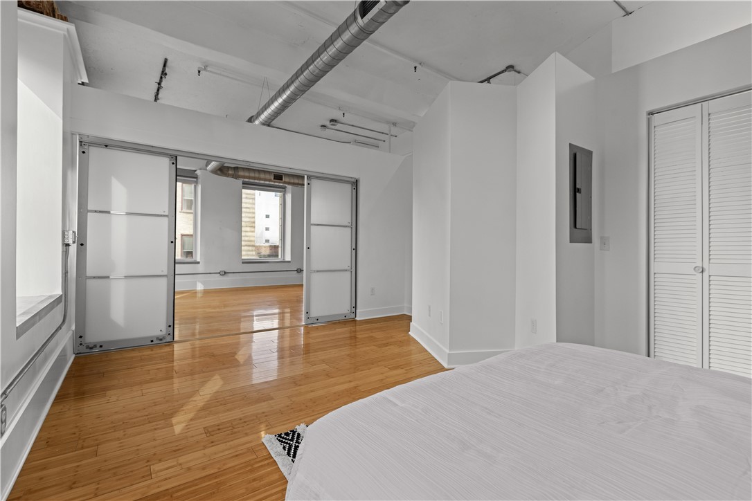 11 Fifth Ave 301