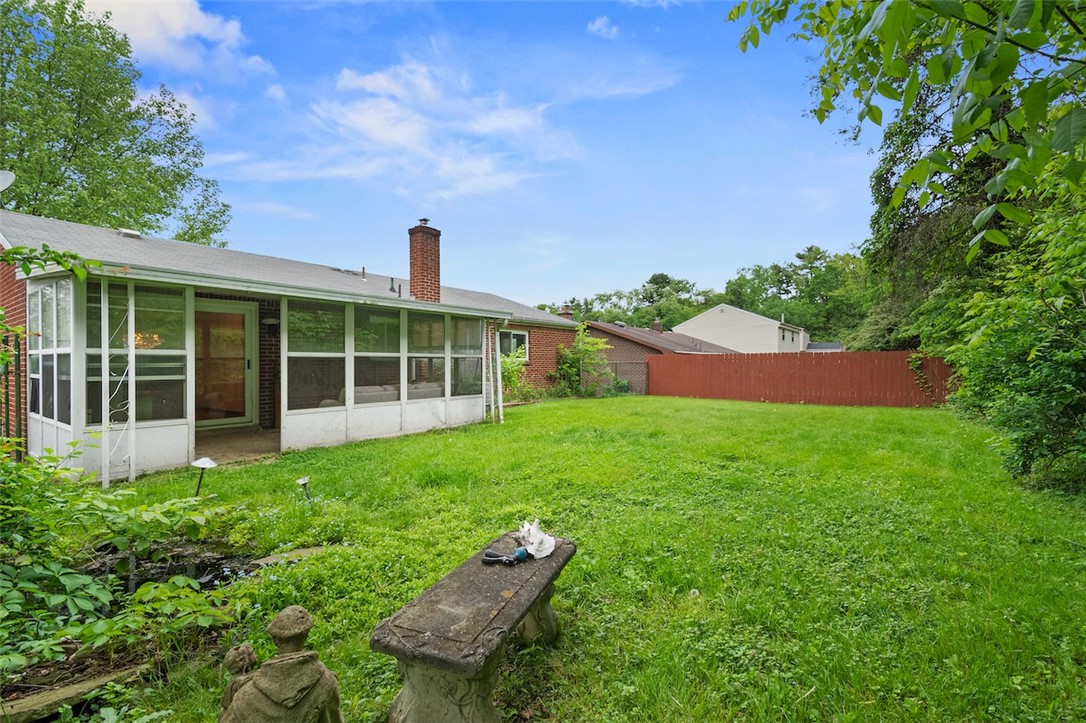 1395 Great Oak Dr