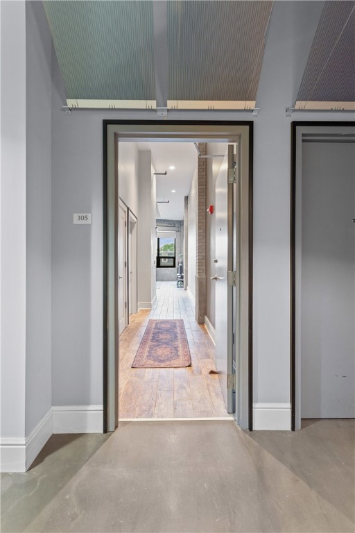 3644 Penn Ave 305