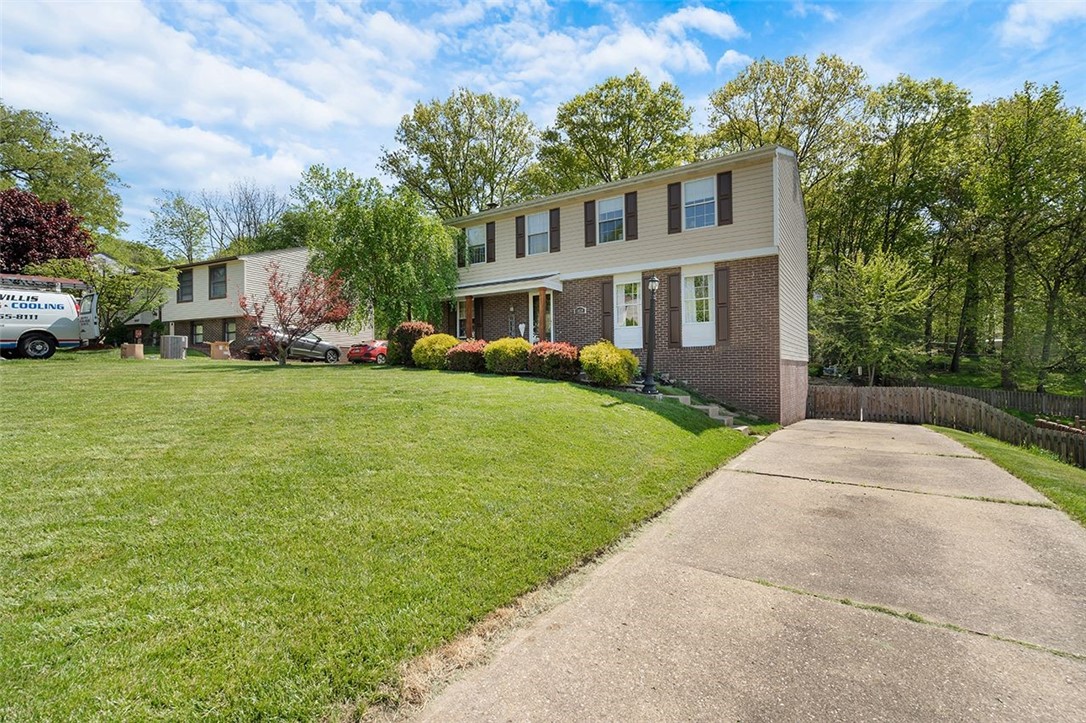 3039 Amy Dr