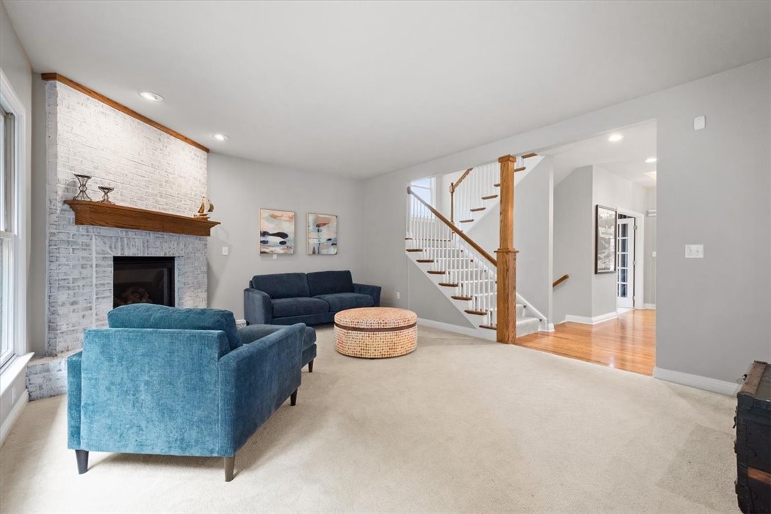 1835 Madison Dr