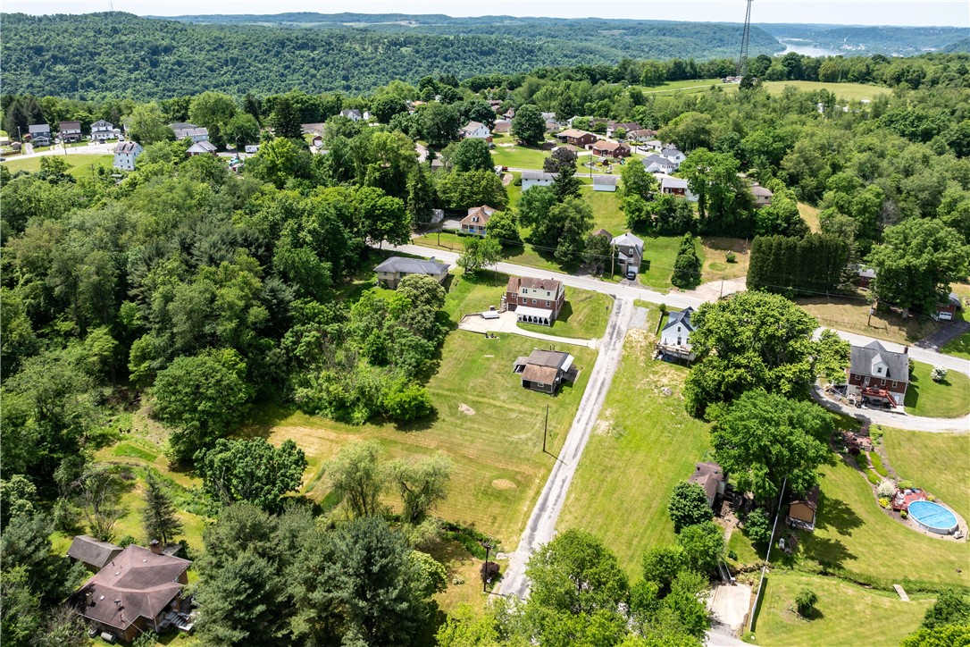 212 Fairview Rd