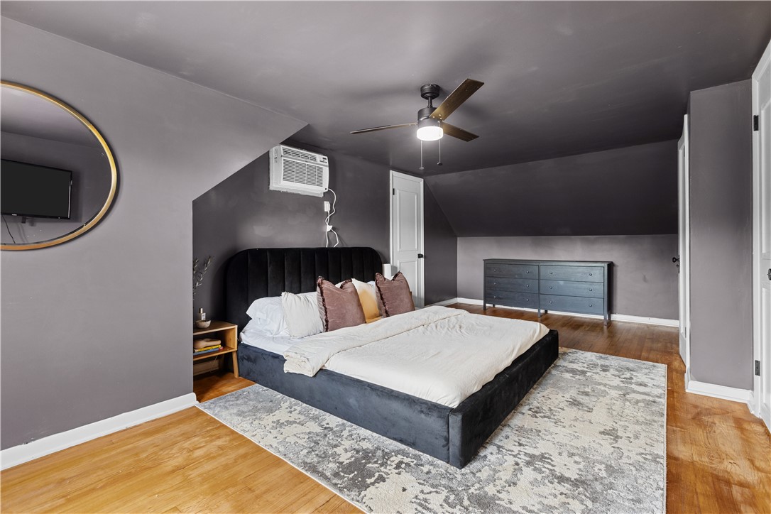 212 Fairview Rd