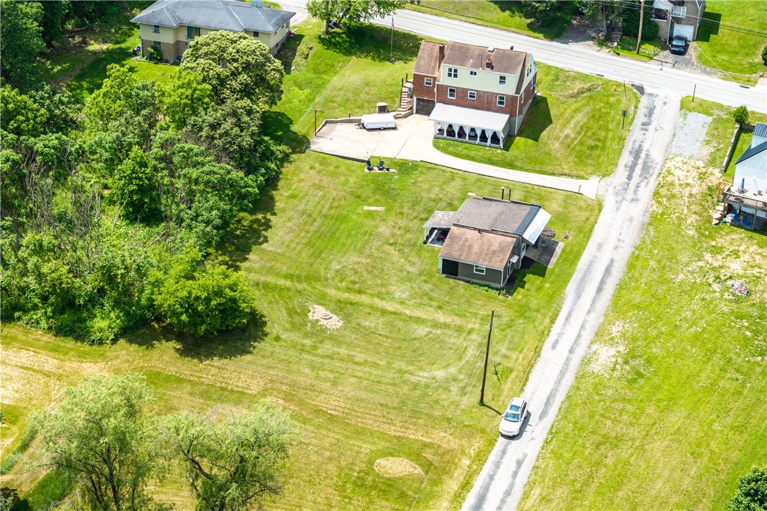 212 Fairview Rd