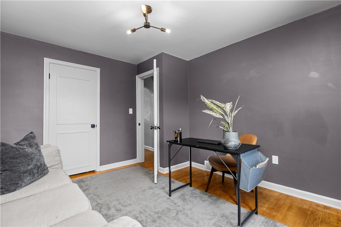 212 Fairview Rd