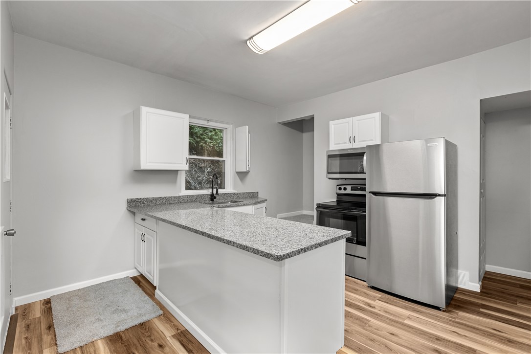 2506 Beaver Ave