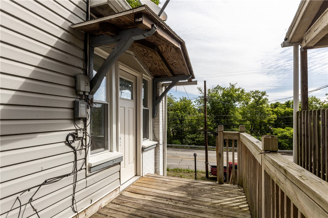 2506 Beaver Ave