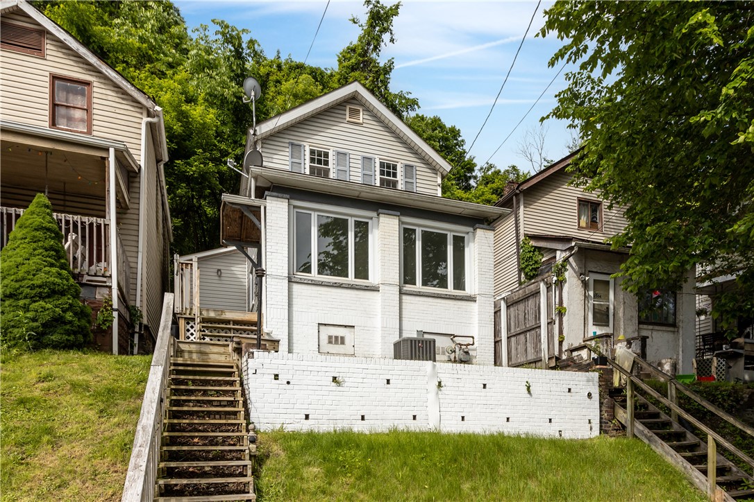 2506 Beaver Ave