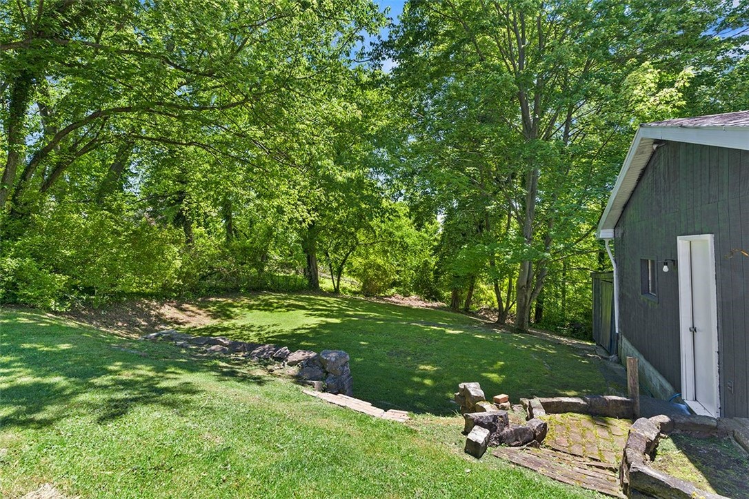 105 Lee Ridge Drive
