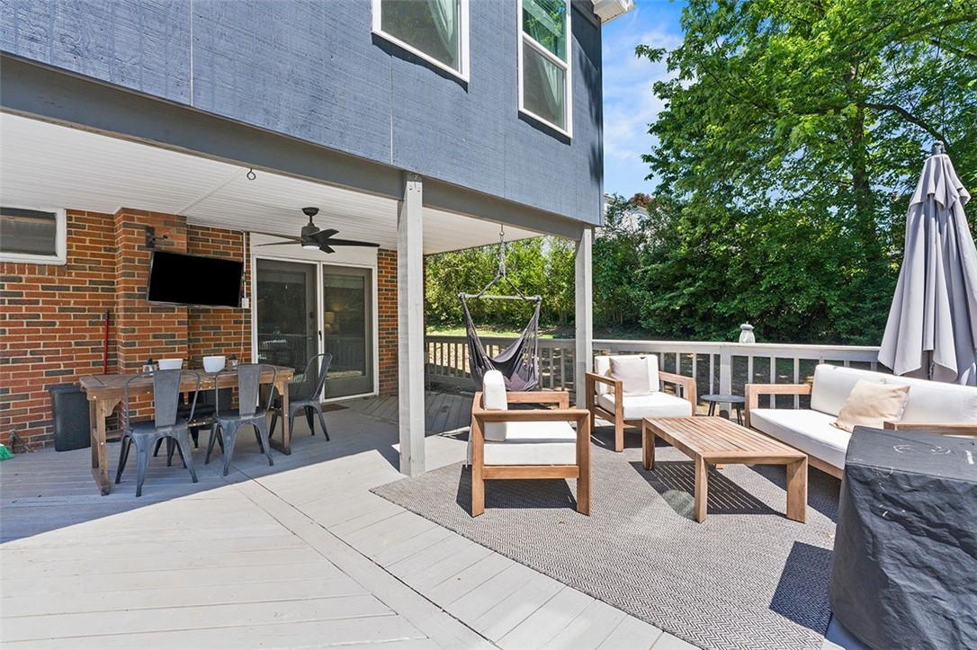 105 Lee Ridge Drive